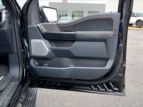 Certified 2022 Ford F150 Platinum w/ Equipment Group 701A High image 23