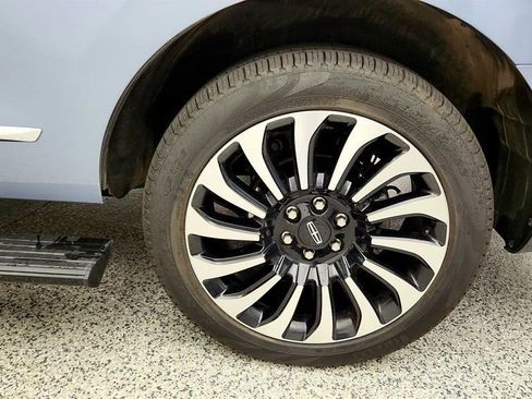Used 2024 Lincoln Navigator Black Label AWD/4WD image 9