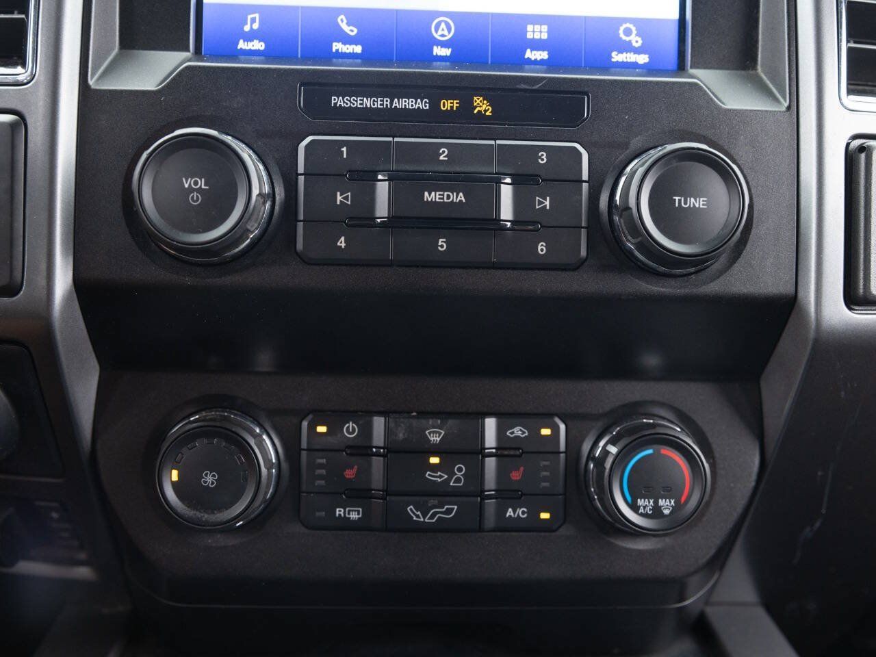 Used 2020 Ford F150 XLT w/ Equipment Group 302A Luxury AWD/4WD image 37