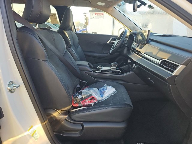 Used 2025 Mitsubishi Outlander SE AWD/4WD image 10