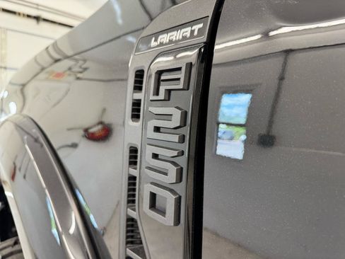 Used 2024 Ford F250 Lariat w/ Lariat Ultimate Package AWD/4WD image 9