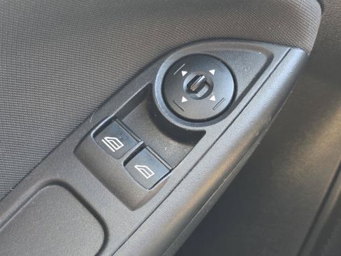 Used 2016 Ford Focus S FWD image 9