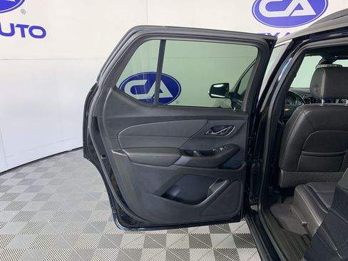 Used 2023 Chevrolet Traverse LT w/ LPO, Roadside Safety Package AWD/4WD image 29