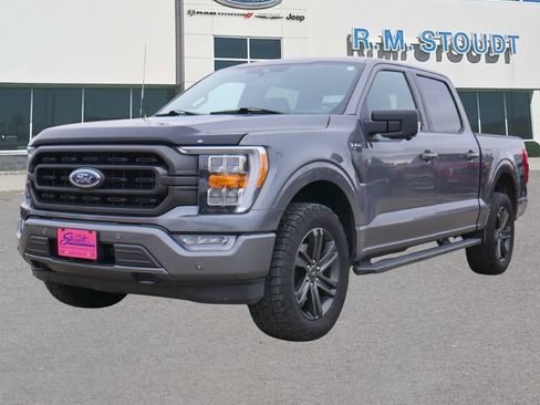 Used 2022 Ford F150 XLT w/ Equipment Group 302A High image 15