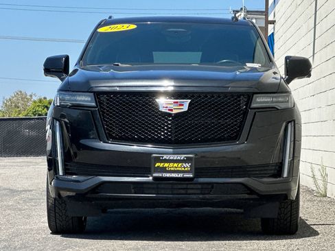 Certified 2023 Cadillac Escalade Sport AWD/4WD image 9