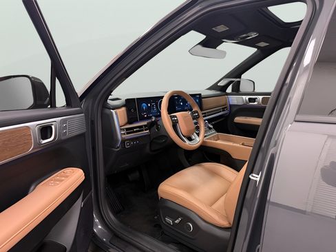 Used 2025 Hyundai Santa Fe Limited FWD image 27