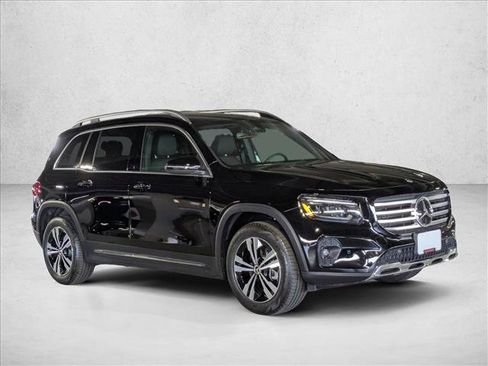 Certified 2025 Mercedes-Benz GLB 250 image 5