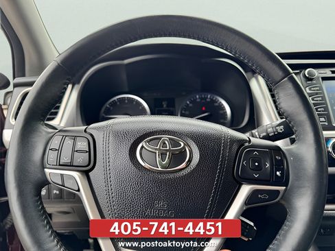 Used 2016 Toyota Highlander Limited Platinum AWD/4WD image 15
