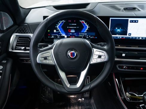Used 2025 BMW ALPINA XB7 image 12