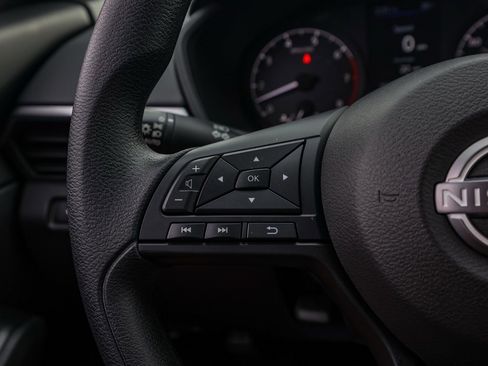 Used 2025 Nissan Altima 2.5 S image 25