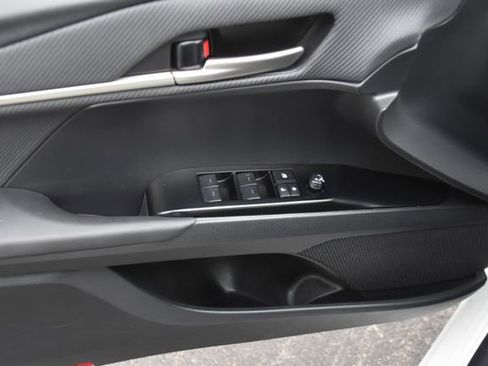 Used 2025 Toyota Camry SE image 22