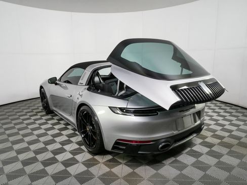Certified 2024 Porsche 911 Targa 4 GTS w/ Premium Package AWD/4WD image 31