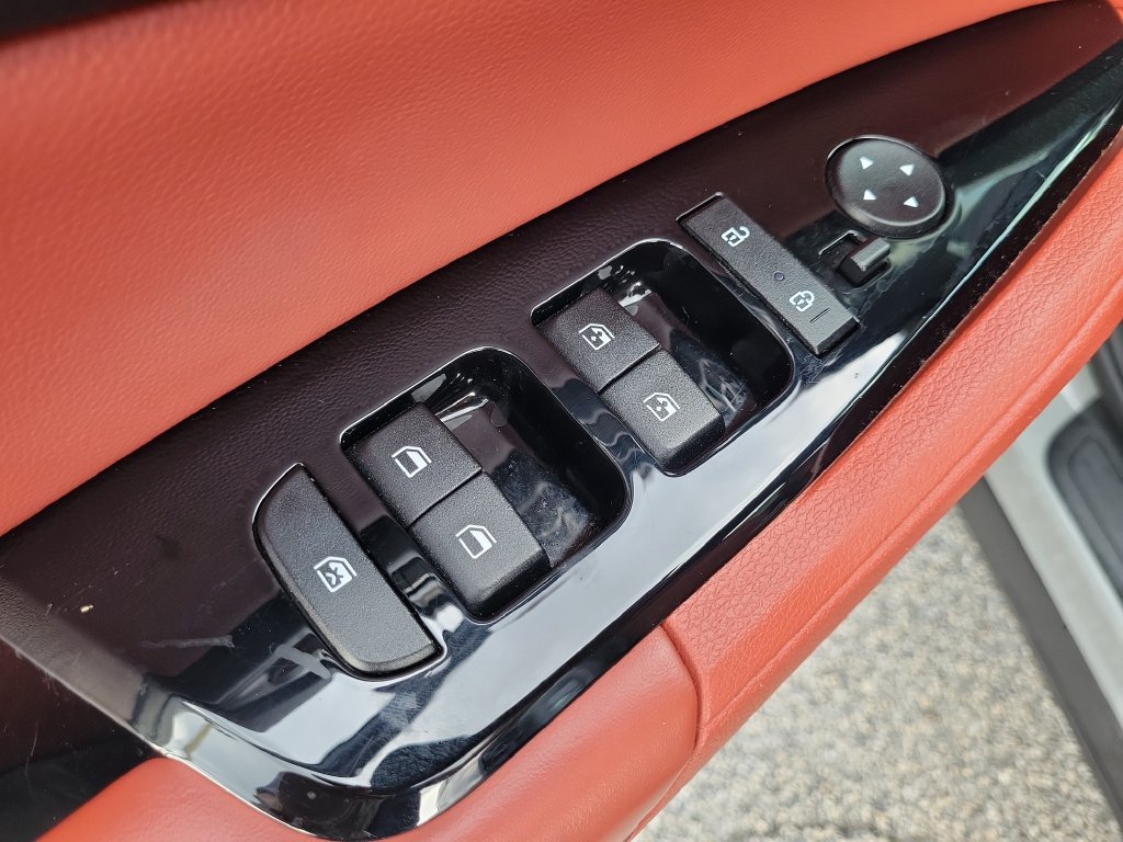 Used 2023 Kia Sportage SX FWD image 13