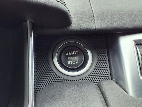 Used 2019 Land Rover Range Rover Sport SVR AWD/4WD image 28