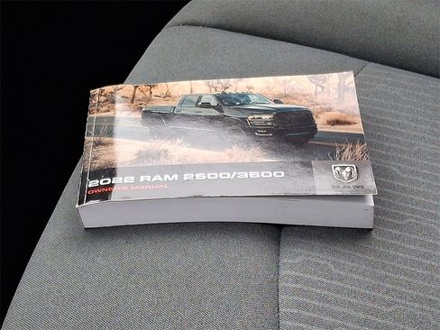 Used 2022 RAM 2500 Big Horn image 25