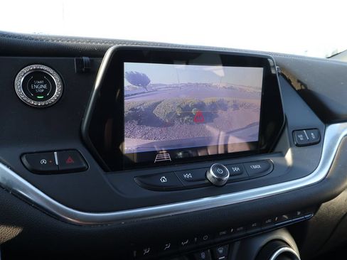 Used 2020 Chevrolet Blazer LT FWD image 23