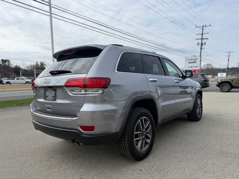 Used 2020 Jeep Grand Cherokee Limited w/ Premium Lighting Group image 4