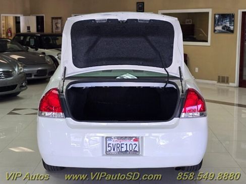Used 2006 Chevrolet Impala LT FWD image 9