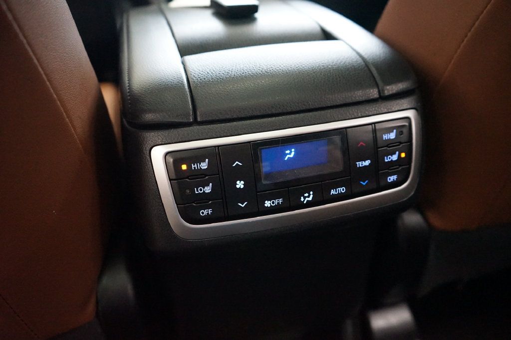 Used 2018 Toyota Highlander Limited Platinum AWD/4WD image 15