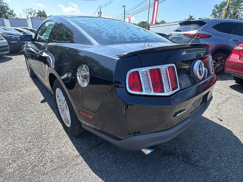 Used 2011 Ford Mustang Coupe w/ 101A Rapid Spec Order Code RWD image 7