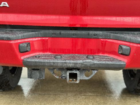 Used 2015 Toyota Tacoma Pickup 4D 5 ft w/ TRD Sport Package image 28