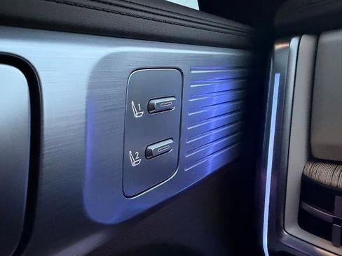 Used 2025 Hyundai Santa Fe Calligraphy image 22