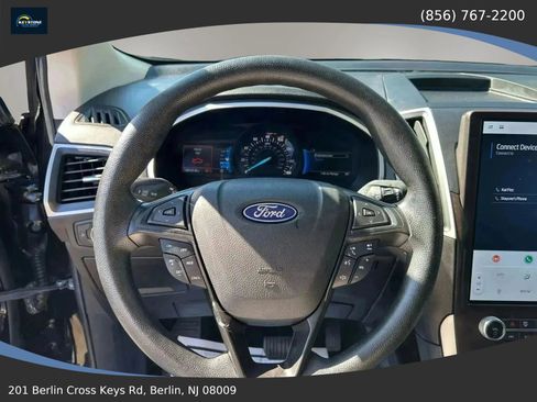 Used 2021 Ford Edge SE image 31