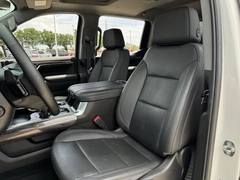 Used 2023 Chevrolet Silverado 1500 LTZ w/ Technology Package AWD/4WD image 26
