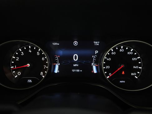 Used 2018 Jeep Compass Limited w/ Safe & Security Group AWD/4WD image 27