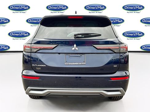 Used 2025 Mitsubishi Outlander SE FWD image 6
