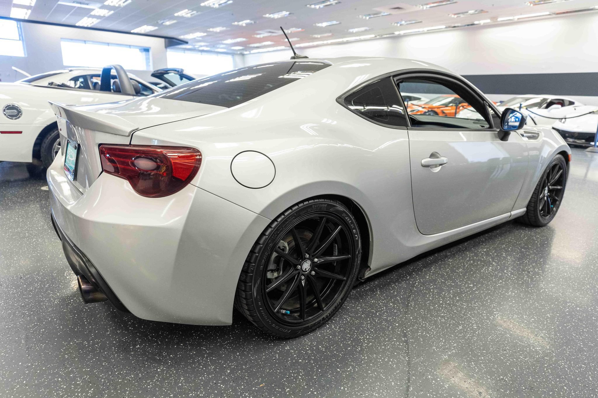 Used 2014 Subaru BRZ Limited w/ Popular Package #1B RWD image 5