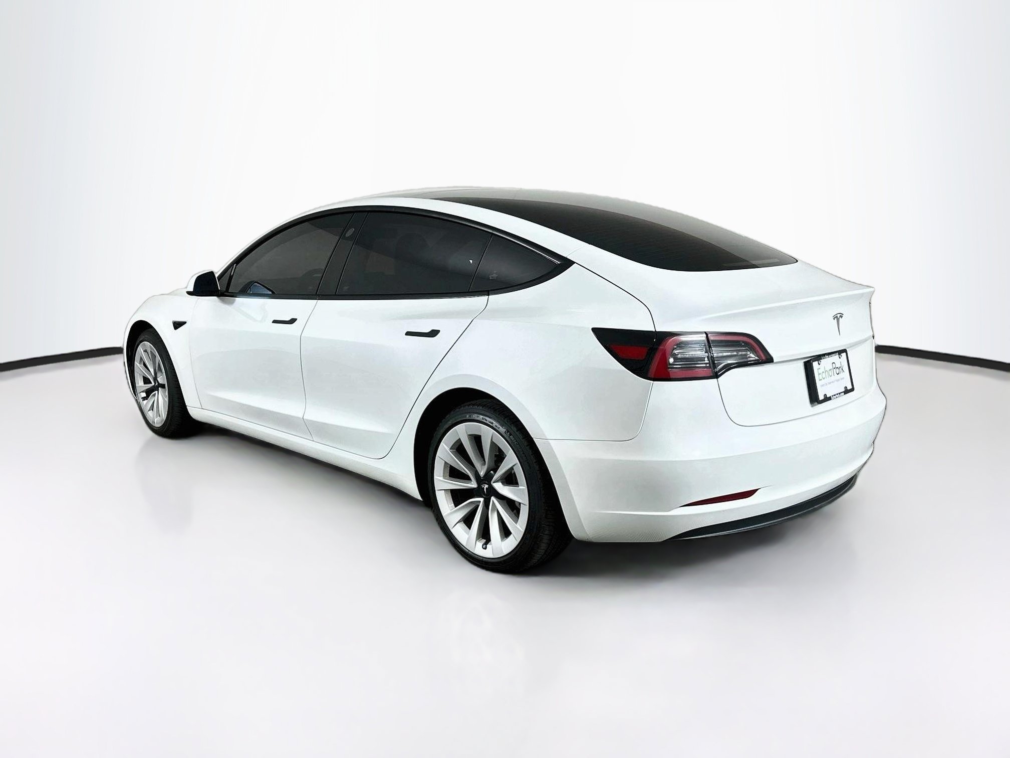 Used 2023 Tesla Model 3 Standard Range RWD image 5
