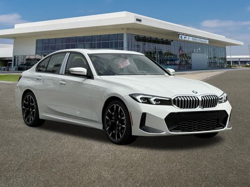 New 2026 BMW 330i Sedan w/ M Sport Package RWD image 2