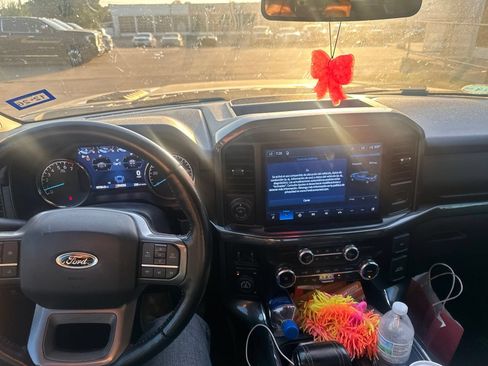 Used 2022 Ford F150 XLT w/ Equipment Group 302A High AWD/4WD image 11