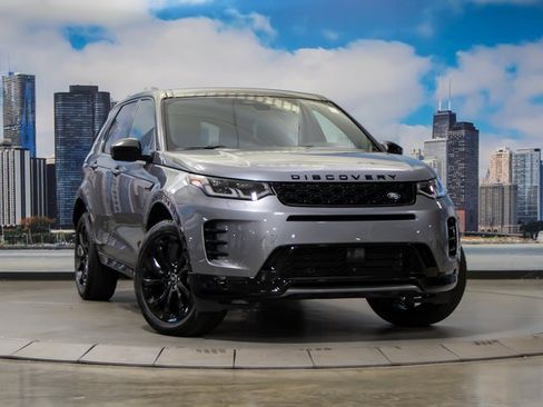 Certified 2025 Land Rover Discovery Sport Dynamic SE image 2