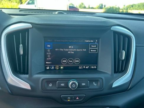 Used 2024 GMC Terrain SLE w/ Driver Convenience Package AWD/4WD image 13