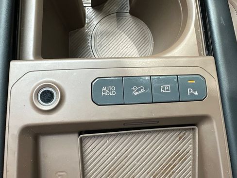 Used 2024 Kia EV9 Land AWD/4WD image 26