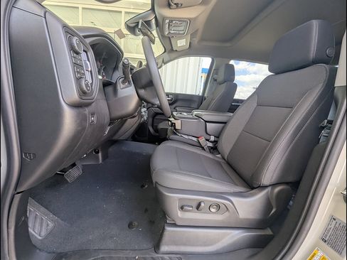 New 2026 Chevrolet Silverado 2500 Custom w/ Custom Value Package AWD/4WD image 15