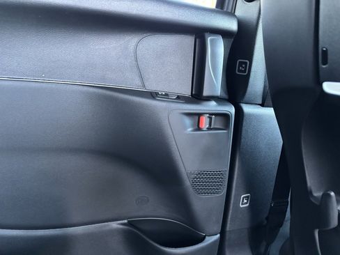 New 2026 Chrysler Pacifica Select image 25