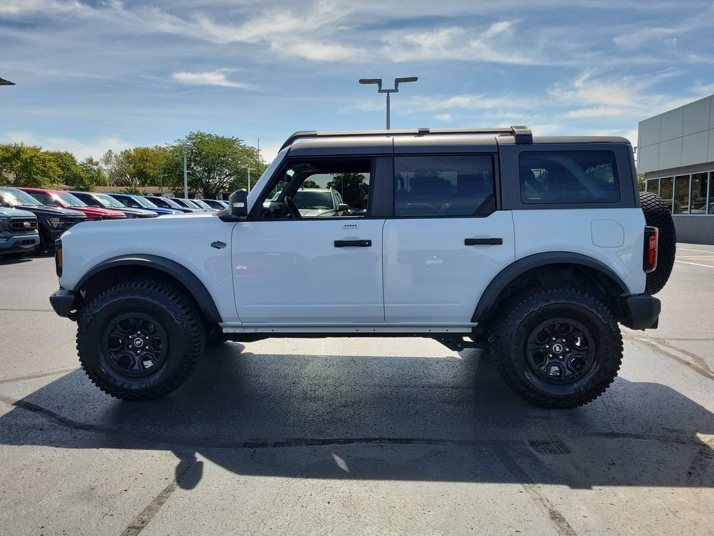 Certified 2022 Ford Bronco Wildtrak AWD/4WD image 7