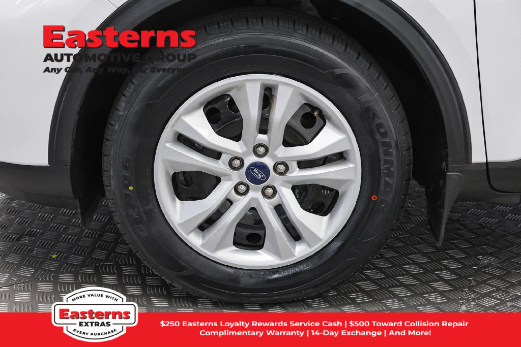 Used 2022 Ford Escape S AWD/4WD image 33