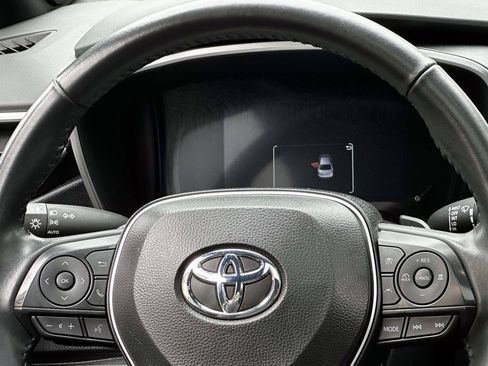 Certified 2025 Toyota Corolla XSE FWD image 20
