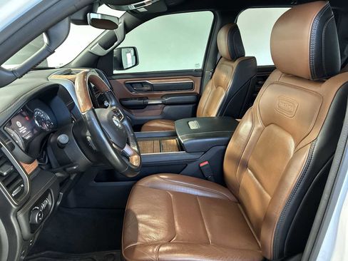 Certified 2022 RAM 1500 Limited w/ Cold Weather Group image 13