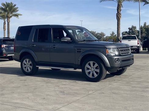 Used 2016 Land Rover LR4 HSE Silver Edition image 4