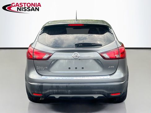 Used 2019 Nissan Rogue Sport S w/ Appearance Package AWD/4WD image 7