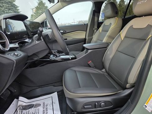 New 2026 Chevrolet Trax ACTIV w/ Driver Confidence Package image 9