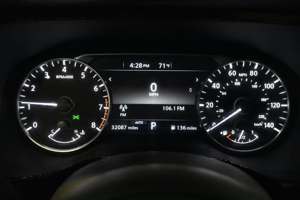 Used 2025 Nissan Pathfinder SV AWD/4WD image 19