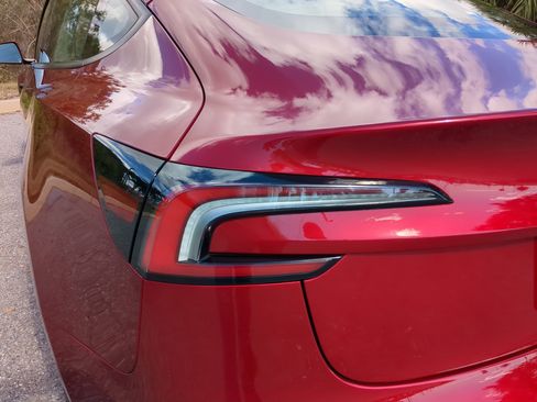 Used 2025 Tesla Model 3 Long Range image 10