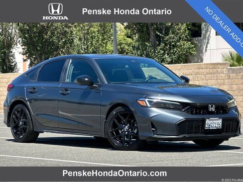 Used 2025 Honda Civic Sport image 1