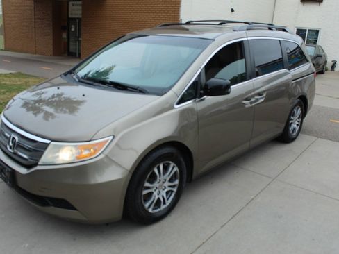 Used 2012 Honda Odyssey EX-L image 9
